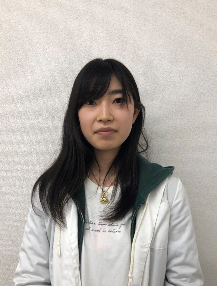 関谷莉奈 先生
